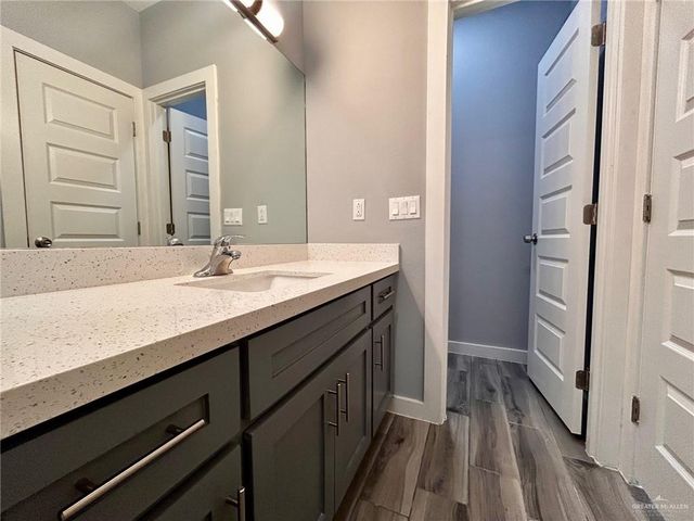 908 Kohala Avenue 1, Alton, TX 78573