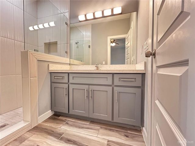 908 Kohala Avenue 1, Alton, TX 78573