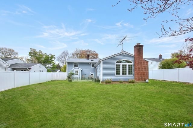 84 Youngstown Road, Fairfield, CT 06824