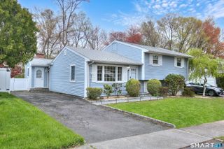 84 Youngstown Road, Fairfield, CT 06824