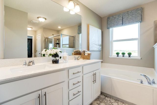 4767 Blake Way, Woodbury, MN 55129