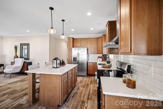 122 Bellamy Road, Asheville, NC 28806