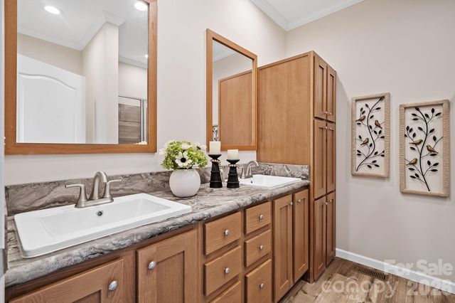 122 Bellamy Road, Asheville, NC 28806