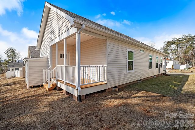 122 Bellamy Road, Asheville, NC 28806