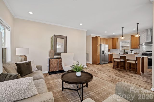 122 Bellamy Road, Asheville, NC 28806