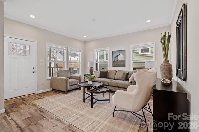 122 Bellamy Road, Asheville, NC 28806