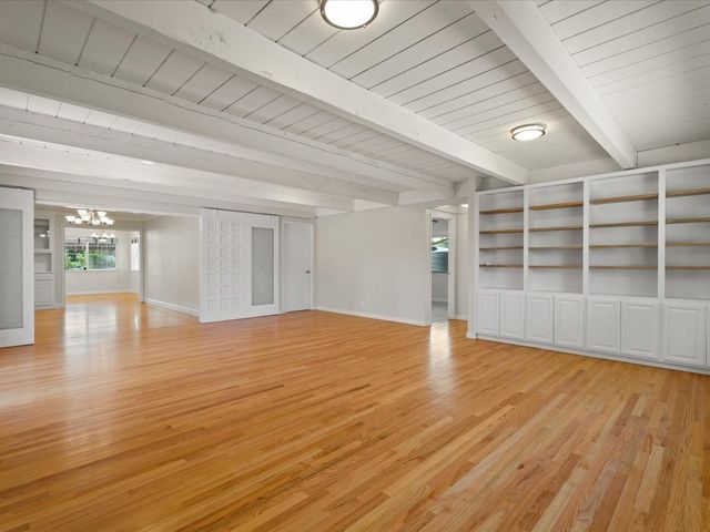 2045 Jefferson Drive, Gilroy, CA 95020