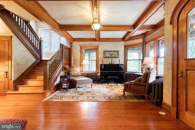 501 WOODLAWN RD, Baltimore, MD 21210