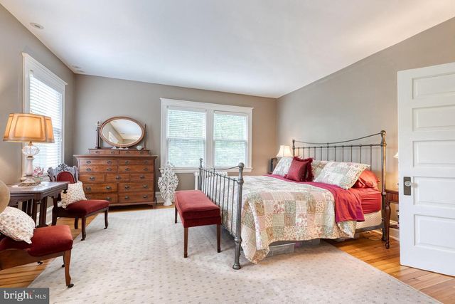 501 WOODLAWN RD, Baltimore, MD 21210
