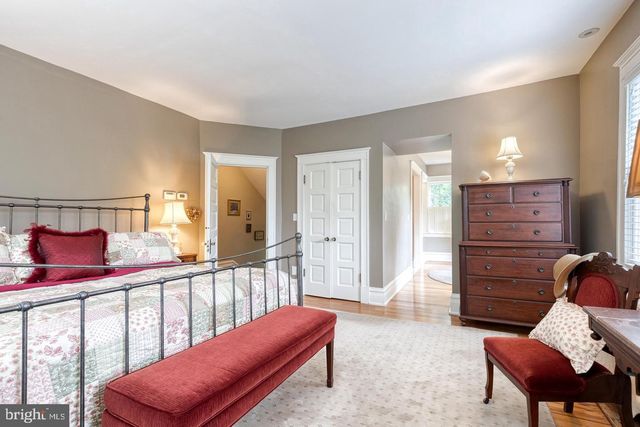501 WOODLAWN RD, Baltimore, MD 21210