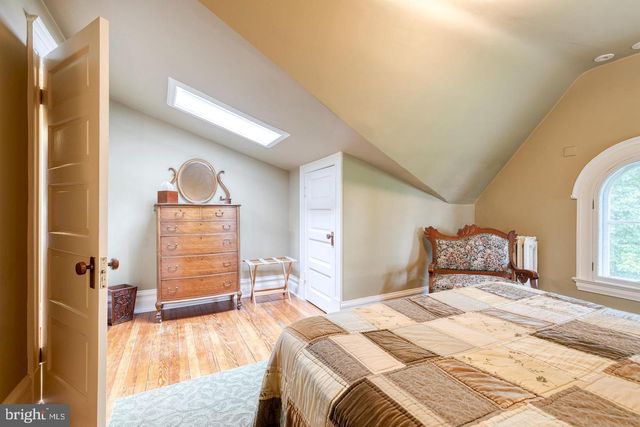 501 WOODLAWN RD, Baltimore, MD 21210