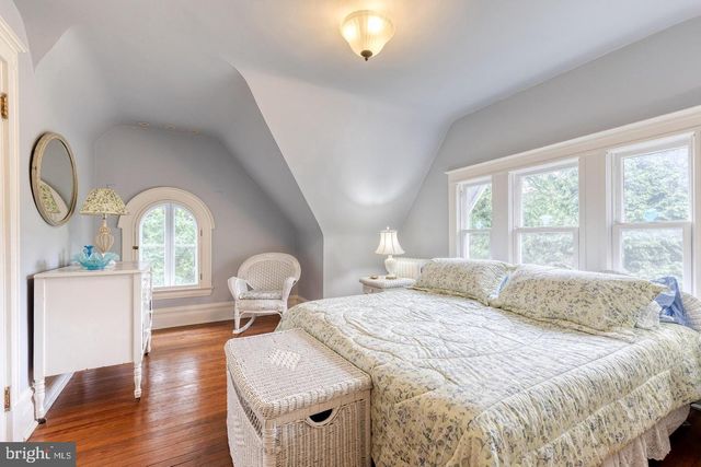 501 WOODLAWN RD, Baltimore, MD 21210