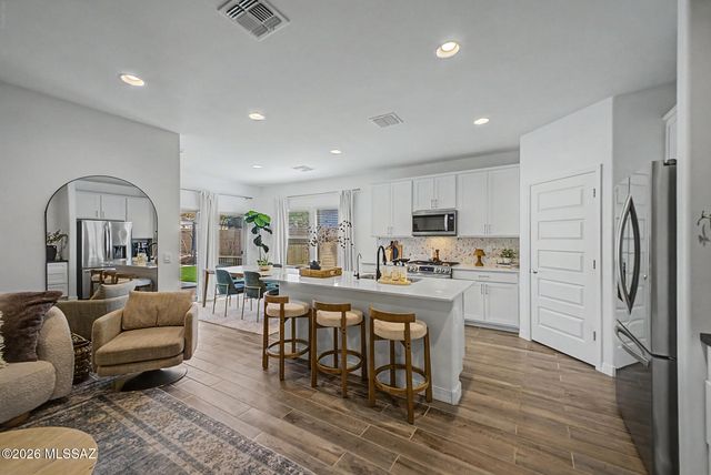 5478 W Summer View Drive, Marana, AZ 85658
