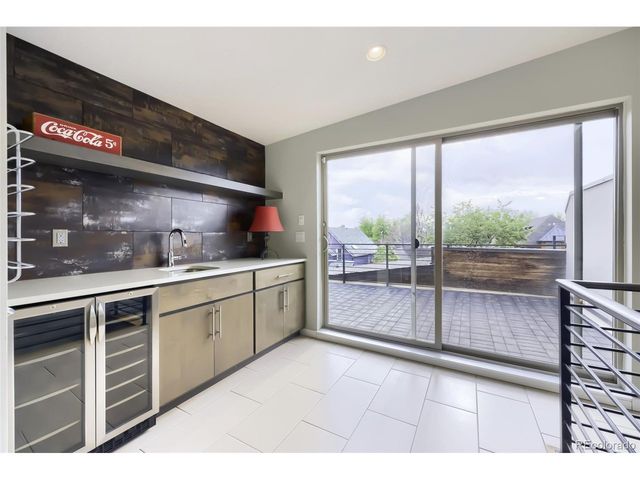 1426 S Pearl St, Denver, CO 80210