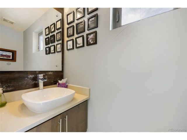 1426 S Pearl St, Denver, CO 80210