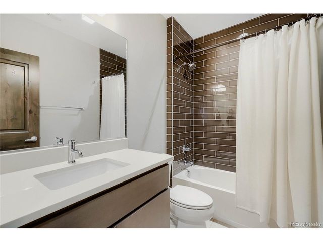 1426 S Pearl St, Denver, CO 80210