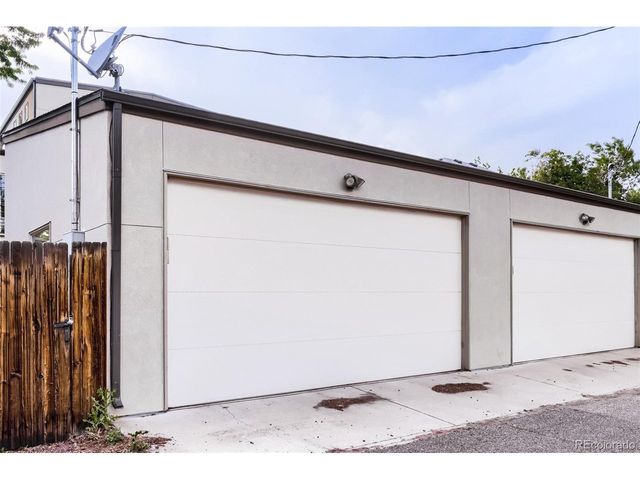 1426 S Pearl St, Denver, CO 80210