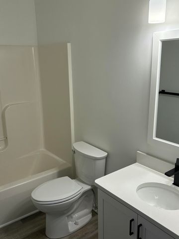 190 Hunters Lane Ne 38, Rockford City, MI 49341