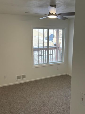 190 Hunters Lane Ne 38, Rockford City, MI 49341