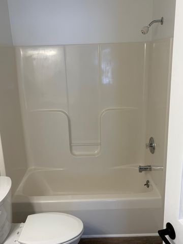 190 Hunters Lane Ne 38, Rockford City, MI 49341