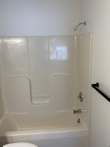 190 Hunters Lane Ne 38, Rockford City, MI 49341