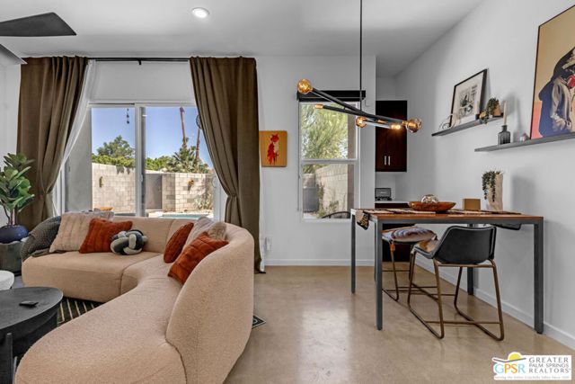 482 Paragon Loop, Palm Springs, CA 92262
