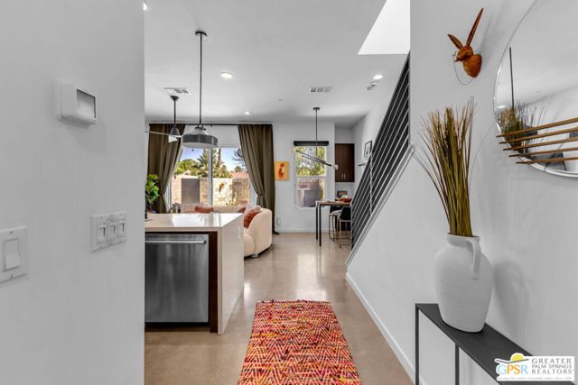 482 Paragon Loop, Palm Springs, CA 92262