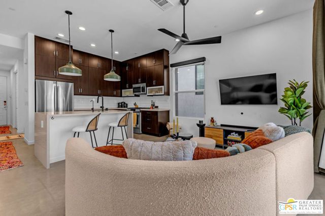 482 Paragon Loop, Palm Springs, CA 92262