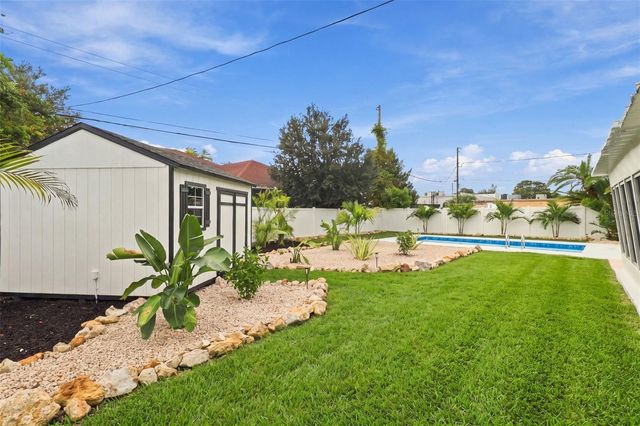 221 N DUNCAN AVENUE, Clearwater, FL 33755