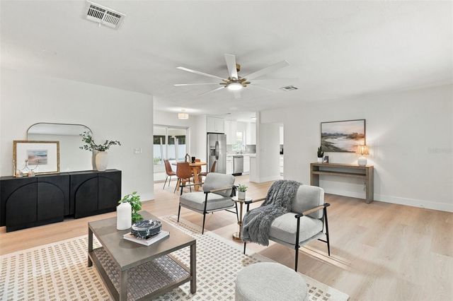 221 N DUNCAN AVENUE, Clearwater, FL 33755