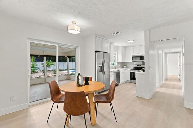 221 N DUNCAN AVENUE, Clearwater, FL 33755