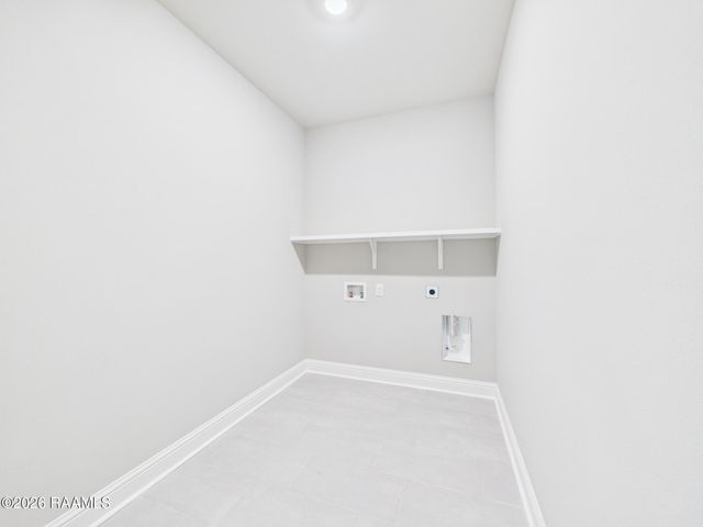 110 Belle Lake Drive, Lafayette, LA 70506