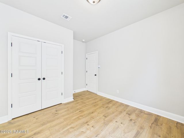 110 Belle Lake Drive, Lafayette, LA 70506