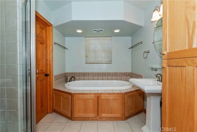 22665 Valley View Drive, Crestline, CA 92325