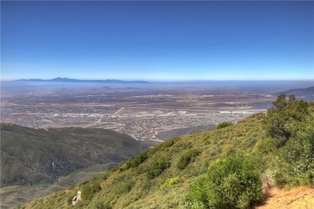 22665 Valley View Drive, Crestline, CA 92325