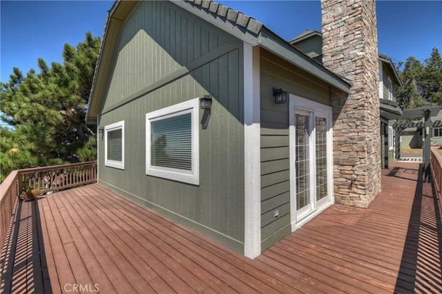 22665 Valley View Drive, Crestline, CA 92325