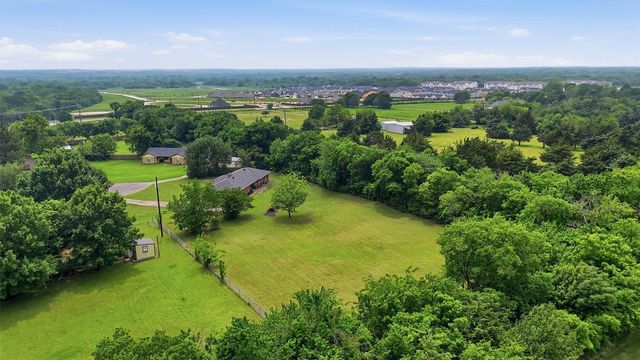 3347 Carriage Circle, Sherman, TX 75092