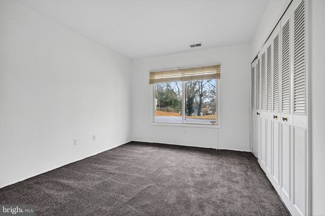 8801 MONMOUTH DR, Upper Marlboro, MD 20772