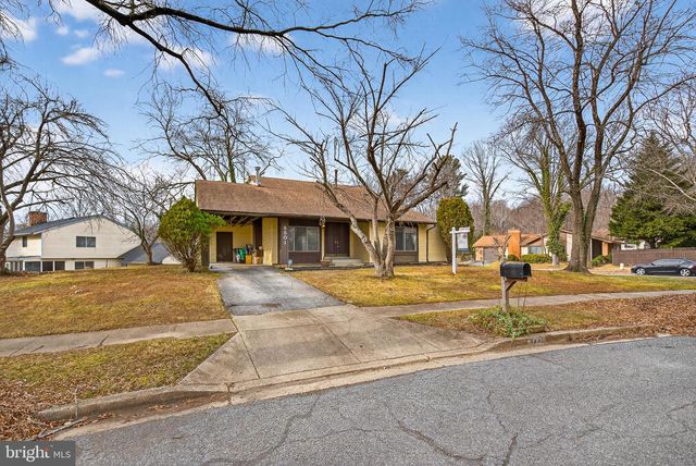 8801 MONMOUTH DR, Upper Marlboro, MD 20772