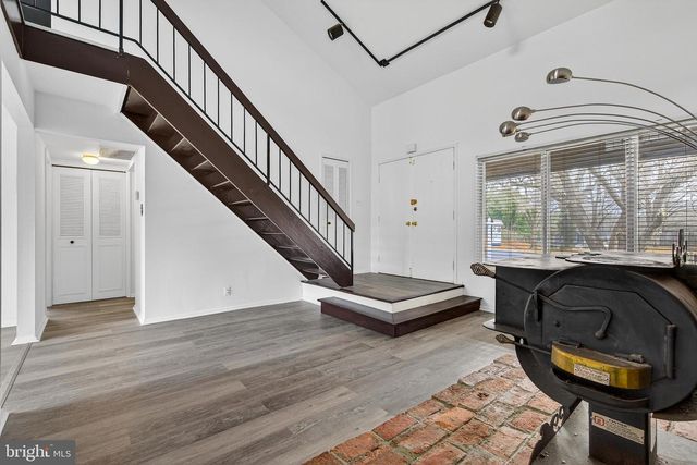 8801 MONMOUTH DR, Upper Marlboro, MD 20772