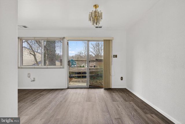 8801 MONMOUTH DR, Upper Marlboro, MD 20772