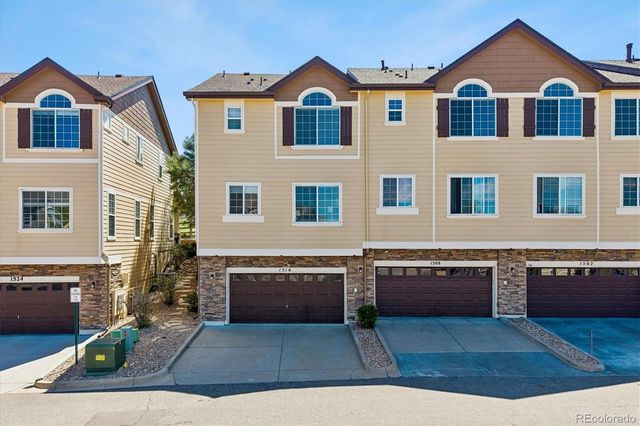 1516 Royal Troon Drive, Castle Rock, CO 80104