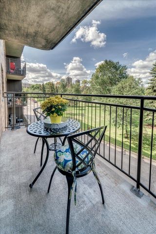 210 W Grant Street 210, Minneapolis, MN 55403
