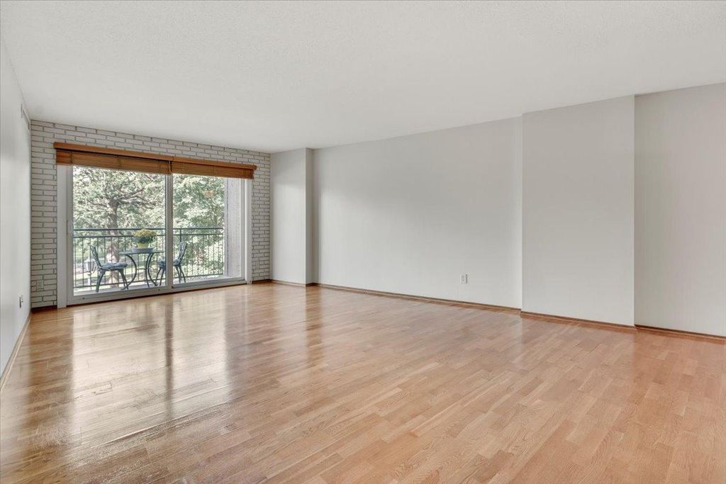 210 W Grant Street 210, Minneapolis, MN 55403 — photo 5