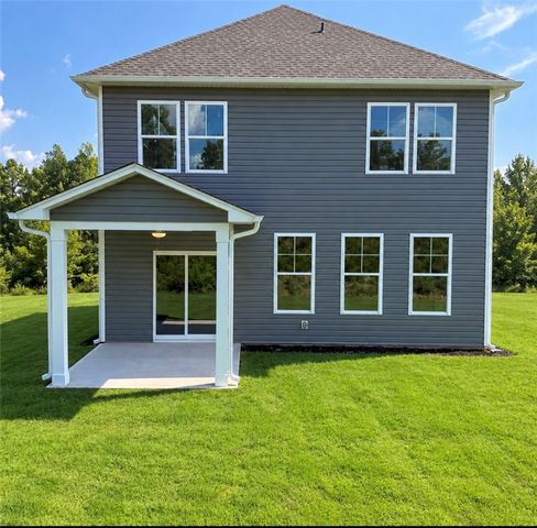 16 Gateway Drive, Central, SC 29630