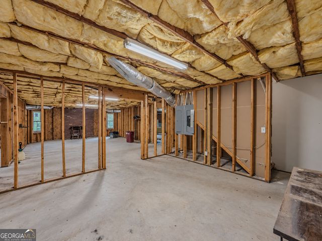 3661 Chandler Haulk Road, Loganville, GA 30052