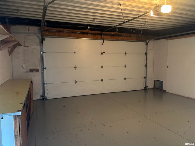 111 E SOUTH Street, Ipava, IL 61441