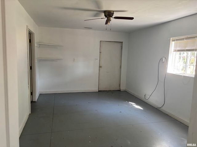 111 E SOUTH Street, Ipava, IL 61441