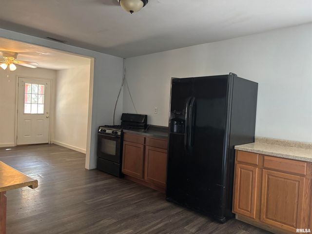 111 E SOUTH Street, Ipava, IL 61441