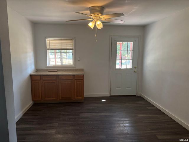 111 E SOUTH Street, Ipava, IL 61441